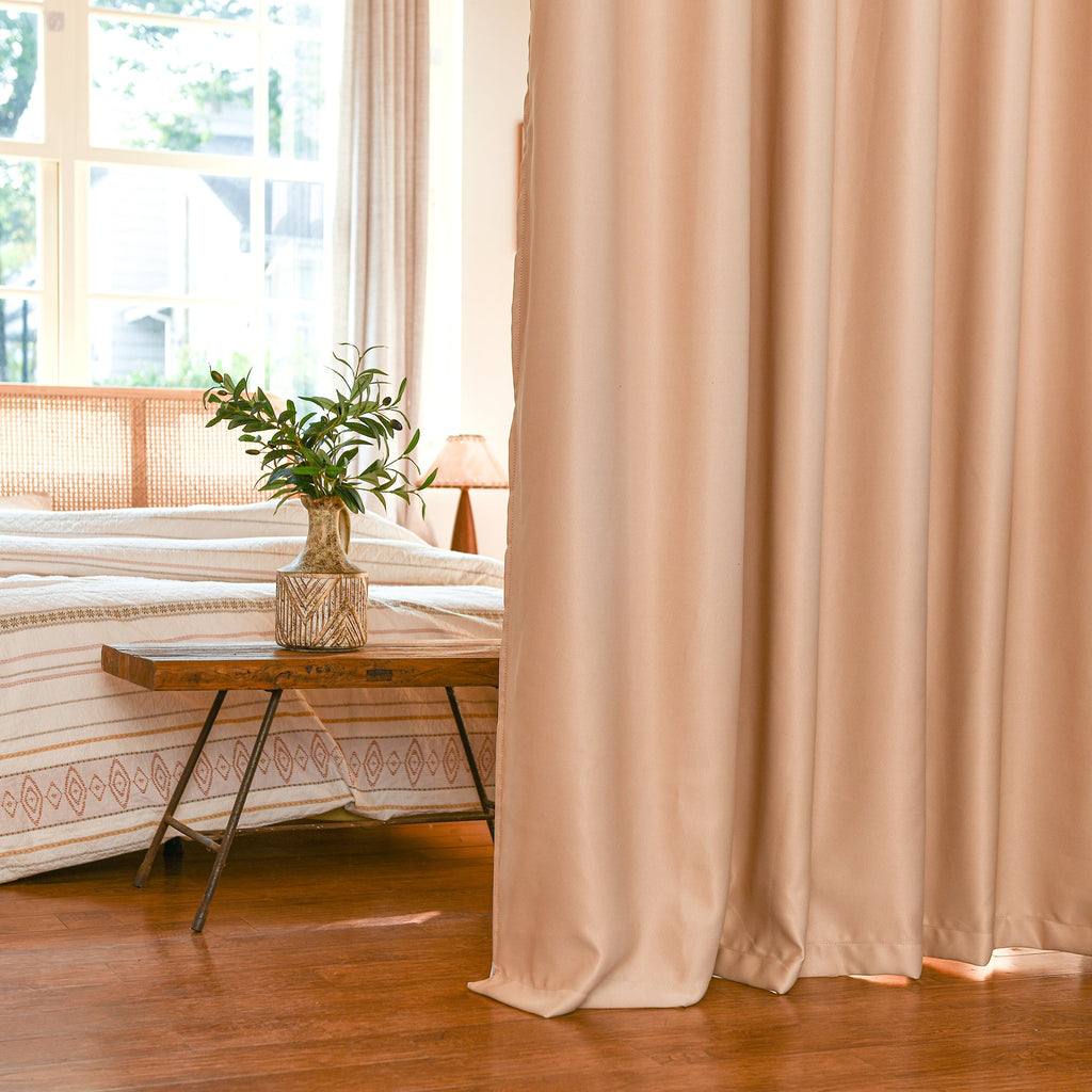 Custom Luxury Silk Fibers Blackout Room Divider Curtains